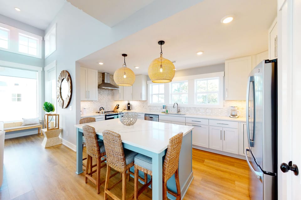 CB22: Carolina Breeze | Top Level Kitchen