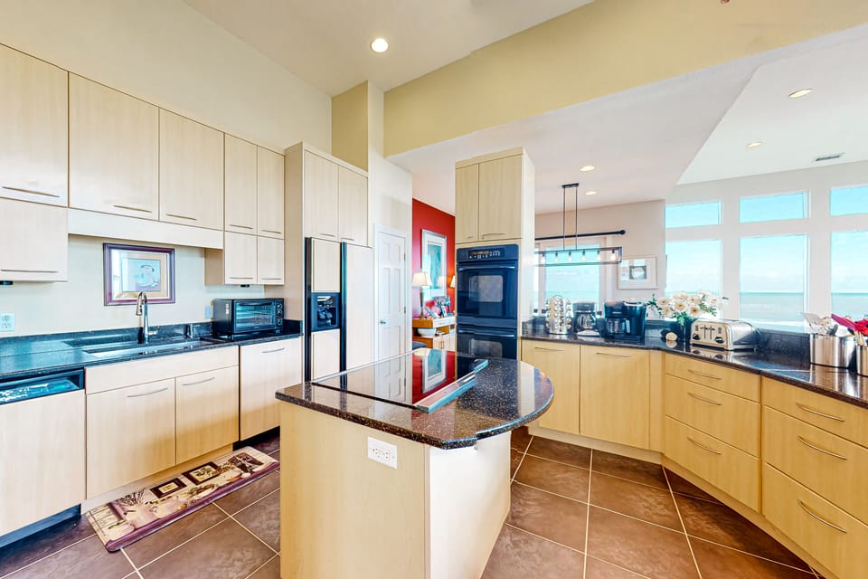 WH273: Paradise Found | Top Level Kitchen