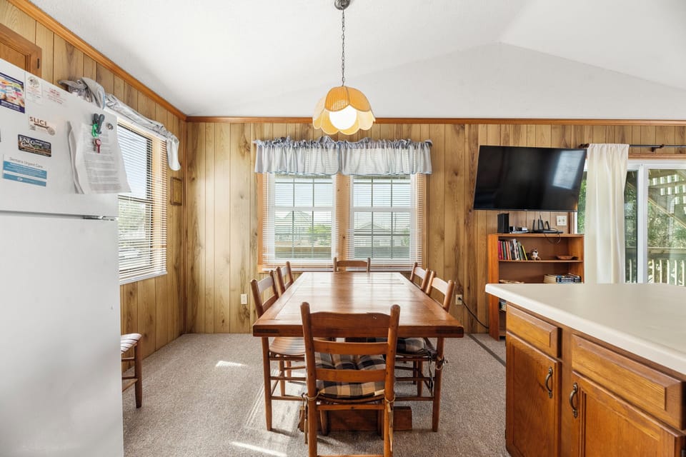 KDS0218: Serenity | Dining Area