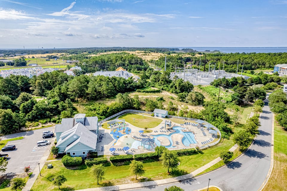 Bermuda Bay | Elbow Beach Clubhouse & Pool