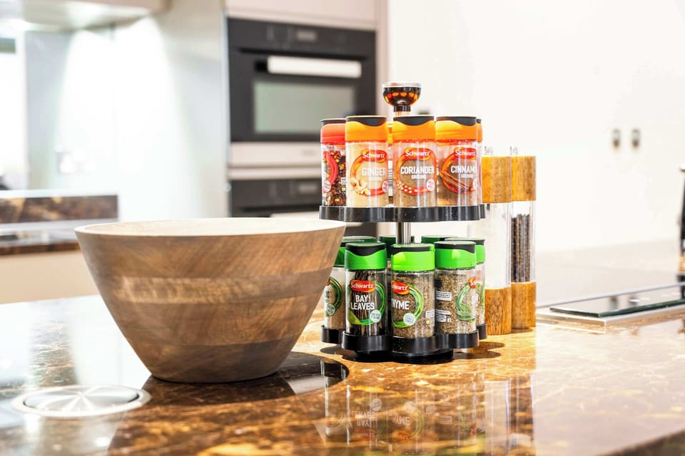 Kitchen Amenities