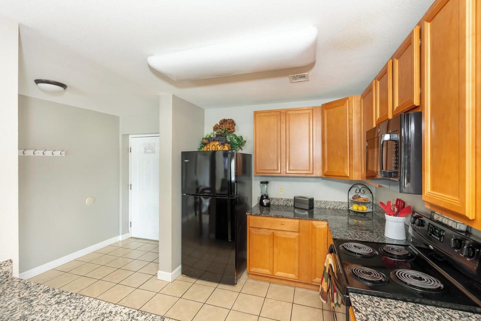 Condo, Multiple Beds, Balcony, Mountain View (Mountain View Condo 1306) | Private kitchen