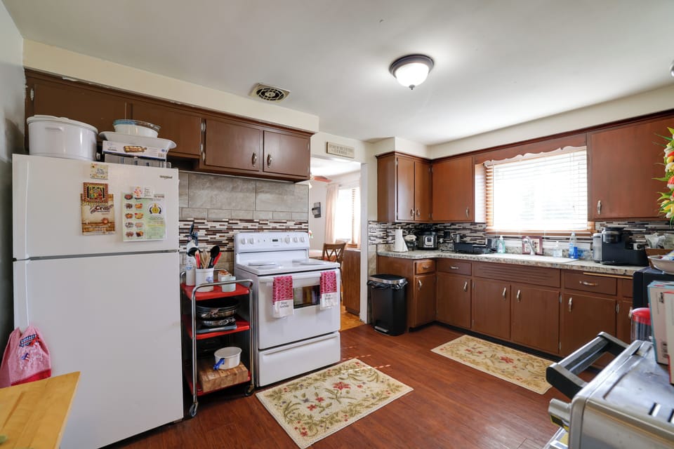 Kitchen | Keurig Coffee Maker | Cooking Basics | Blender | Toaster Oven