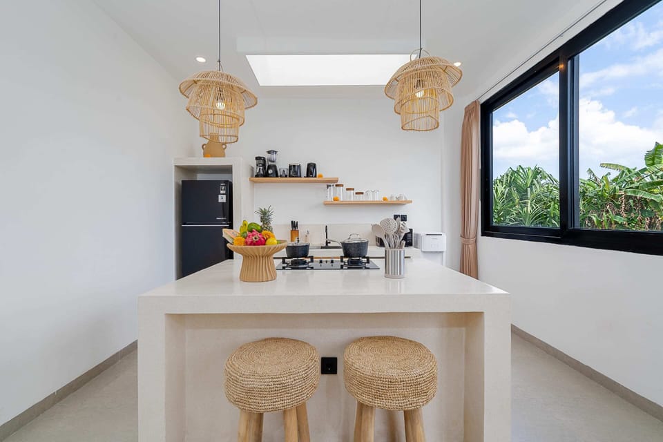 Basic Villa | Private kitchen | Fridge, microwave, stovetop, toaster