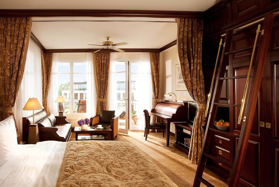 Hypo-allergenic bedding available, minibar, in-room safe, desk