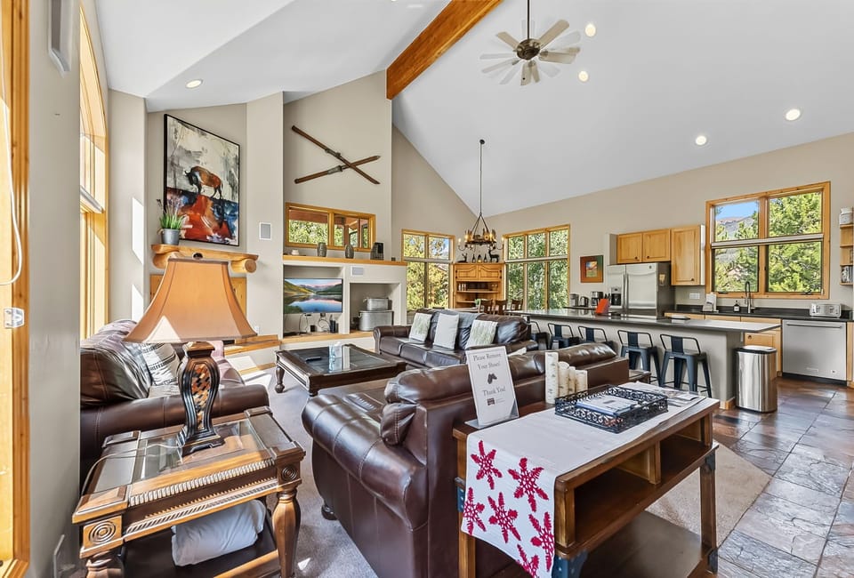 
Living room (main floor): Gas fireplace, Smart TV, radiant heat, no A/C