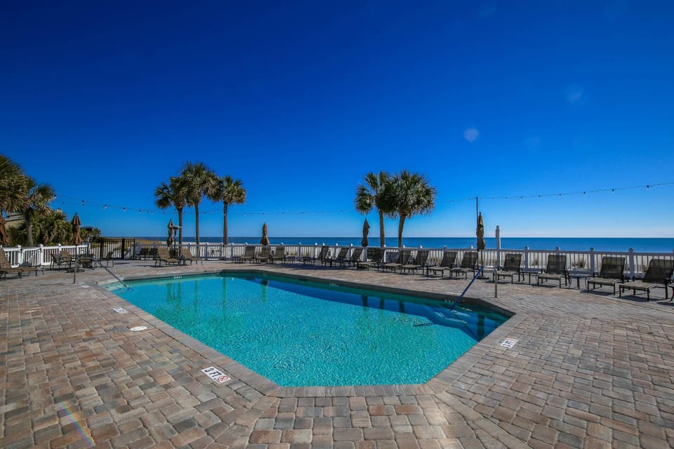 Guests of Ocean Sunrise are welcome to access the oceanfront Grand Pavilion community pools.