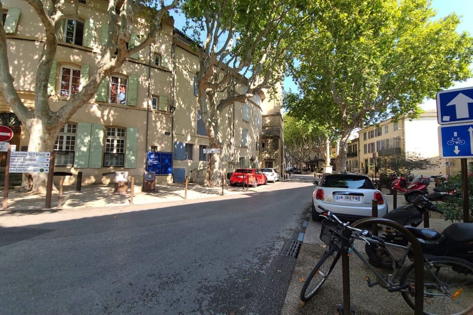 Surroundings [summer] (1-5 km)