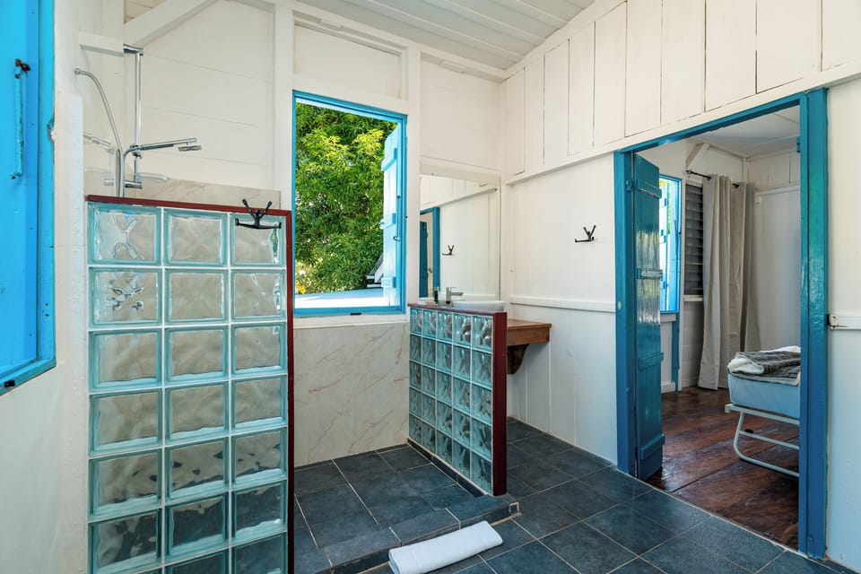 Villa | Bathroom | Bathrobes, slippers
