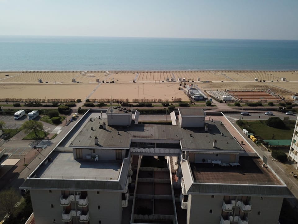 Apartment, 1 Bedroom, Balcony, Ocean View | Aerial view
