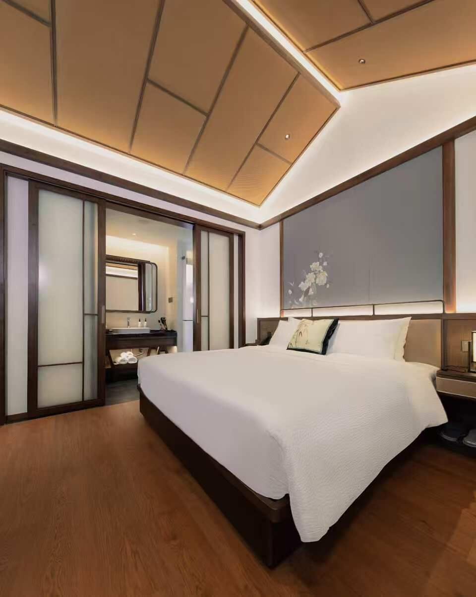 Classic Double Room, Non Smoking, Housekeeping | Premium bedding, down comforters, minibar (free items), WiFi (free)