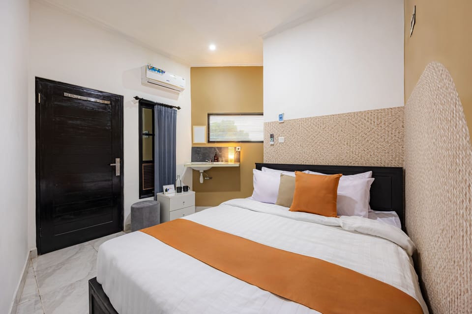 Standard Room | Free WiFi, bed sheets