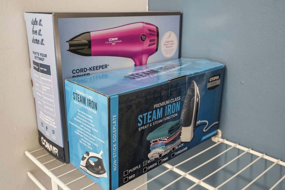 Conair hair styling kit included.

