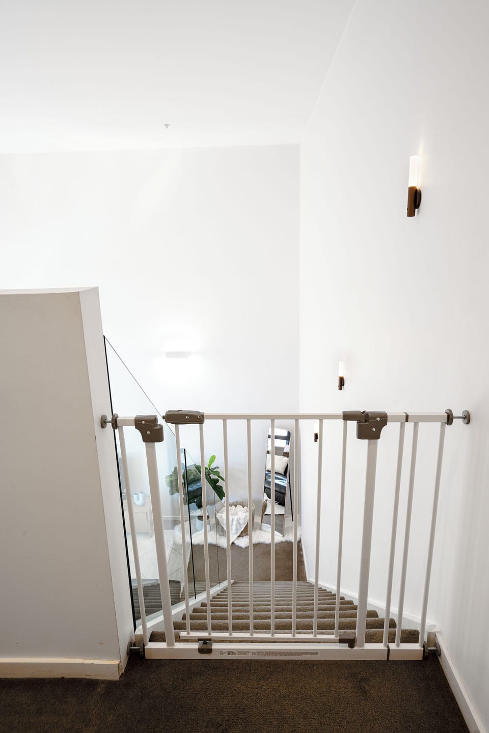 Family-ready: safety gate available for peace of mind.