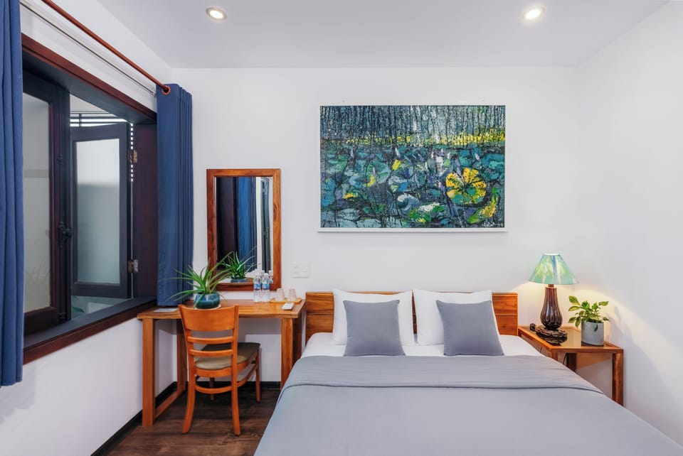 Standard Room | Desk, laptop workspace, free WiFi