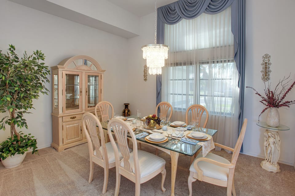 House (3 Bedrooms) | Interior