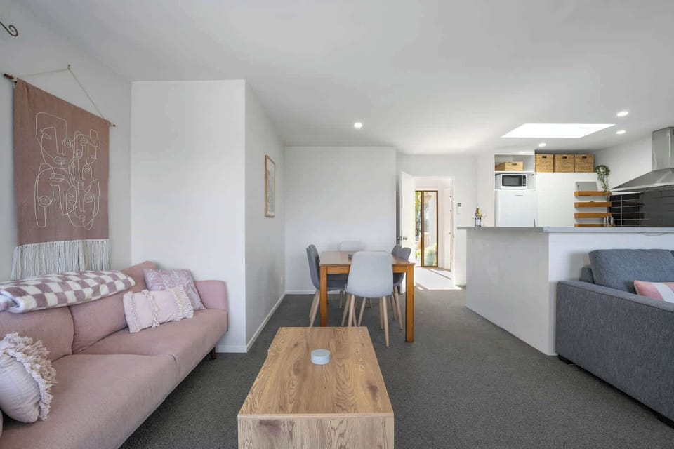 Open-plan living with dining area and kitchen