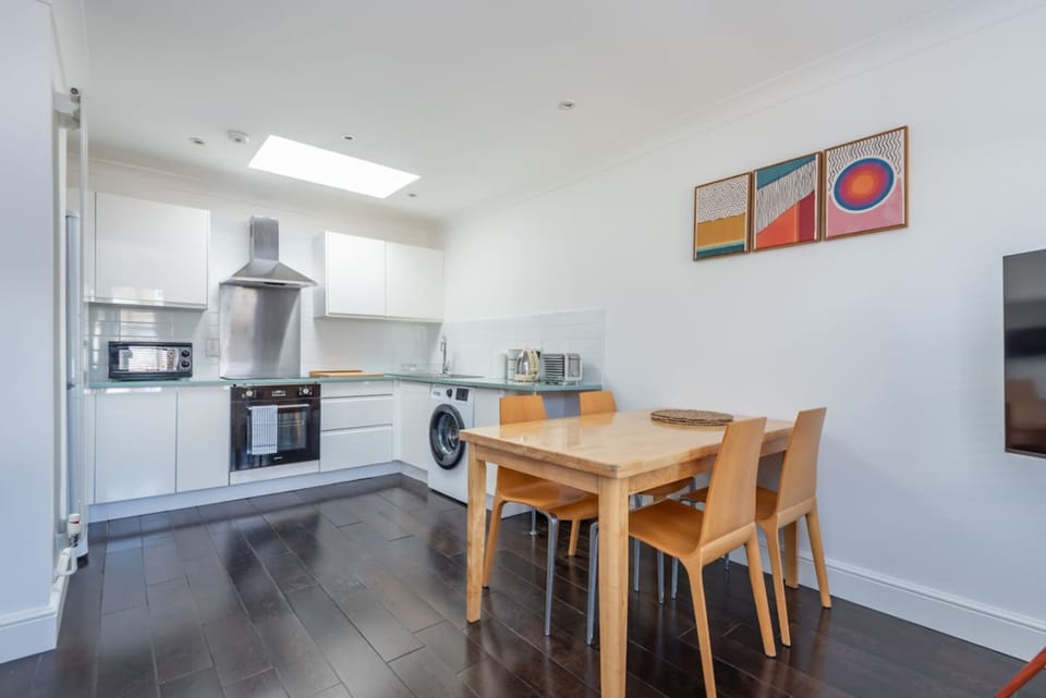 House | 1 bedroom