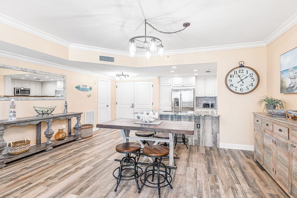 Dining Room 1.0