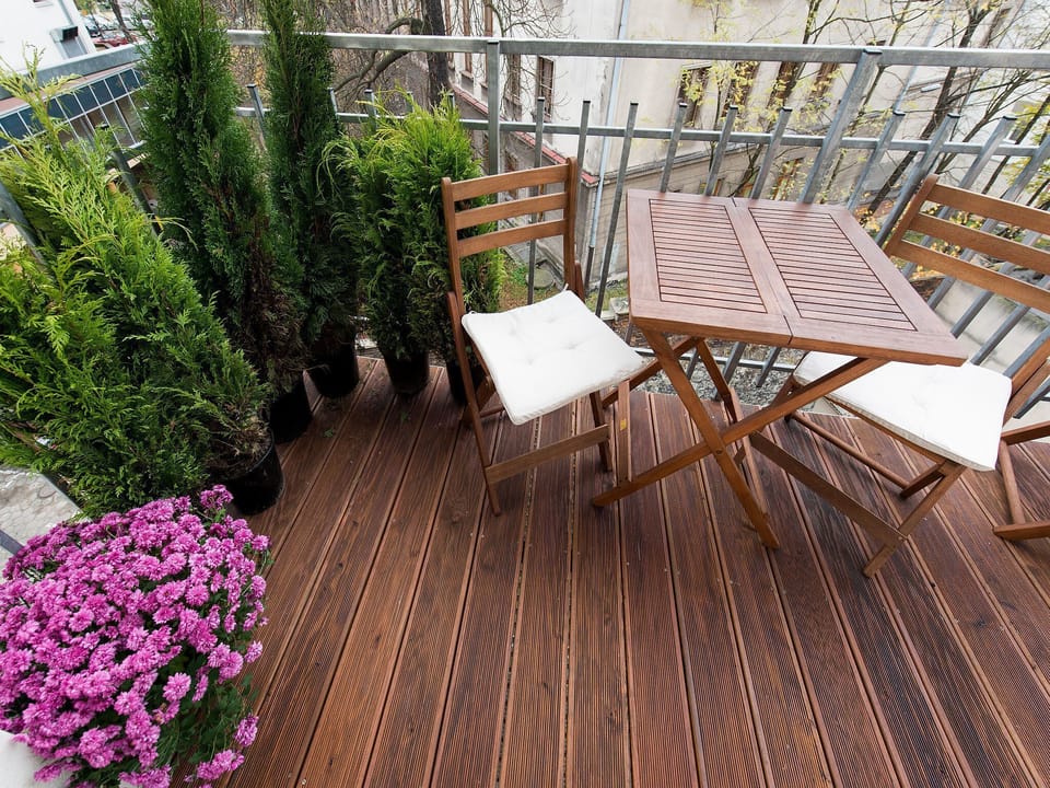 balcony