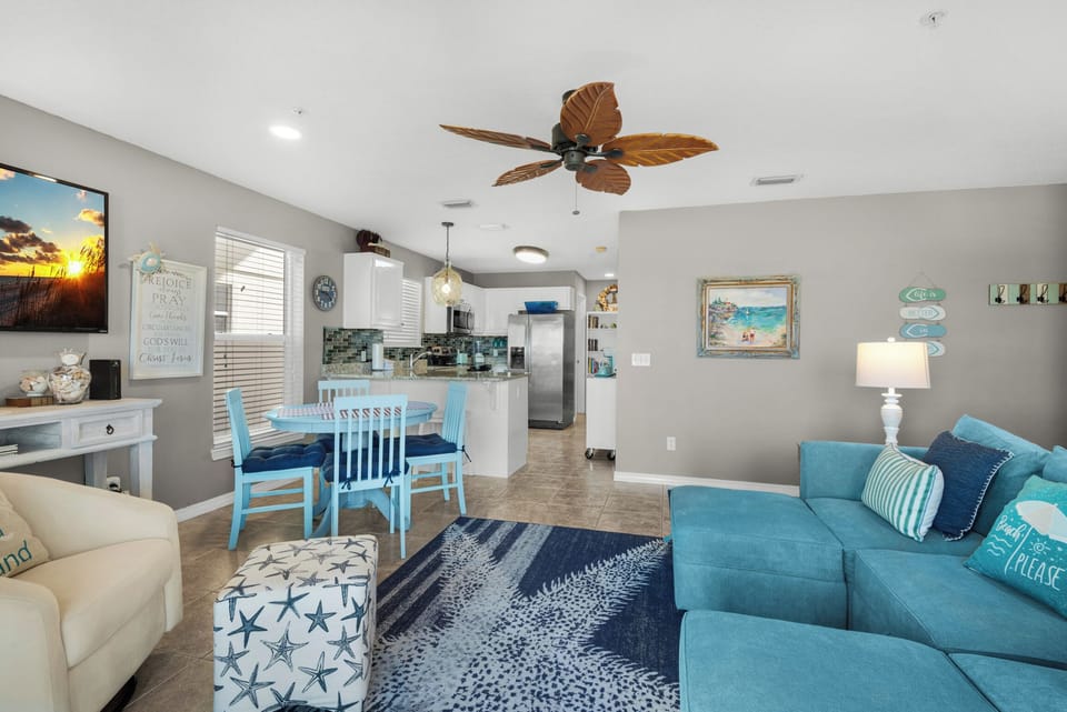 Living and dining area