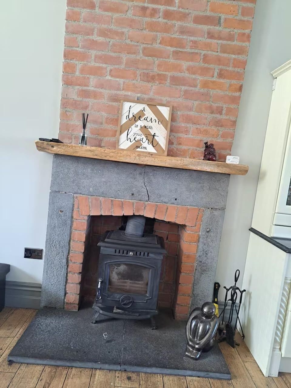 Cozy School House Retreat in Foynes Bed and Breakfast in County Limerick