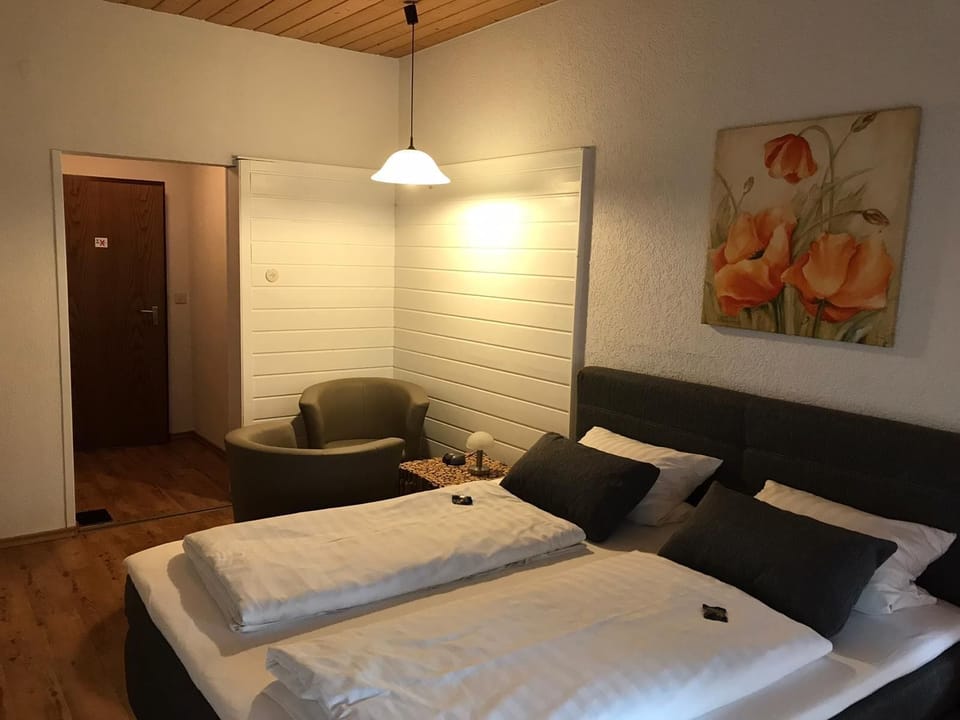 Comfort Room, Pets Allowed, Resort View | In-room safe, laptop workspace, blackout drapes, free WiFi