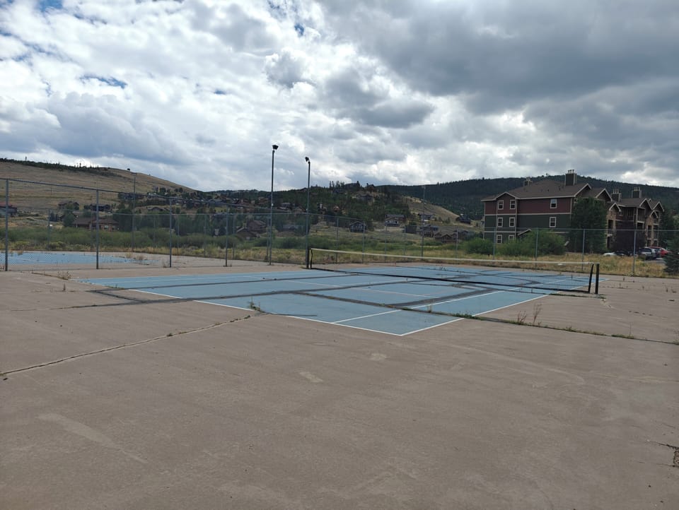Sport court
