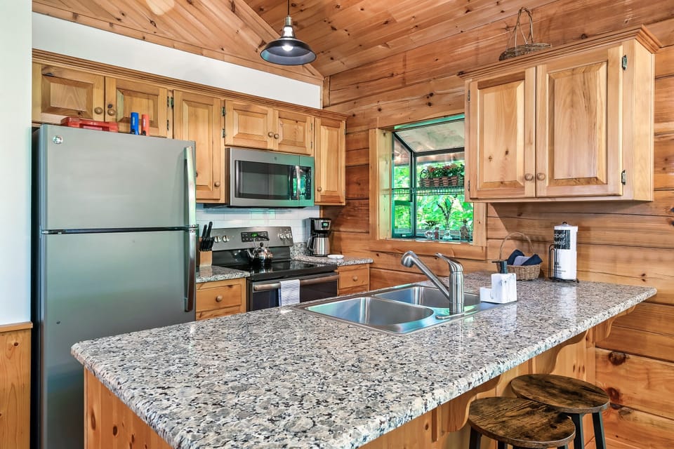 Fully stocked kitchen, to cook to your hearts content.