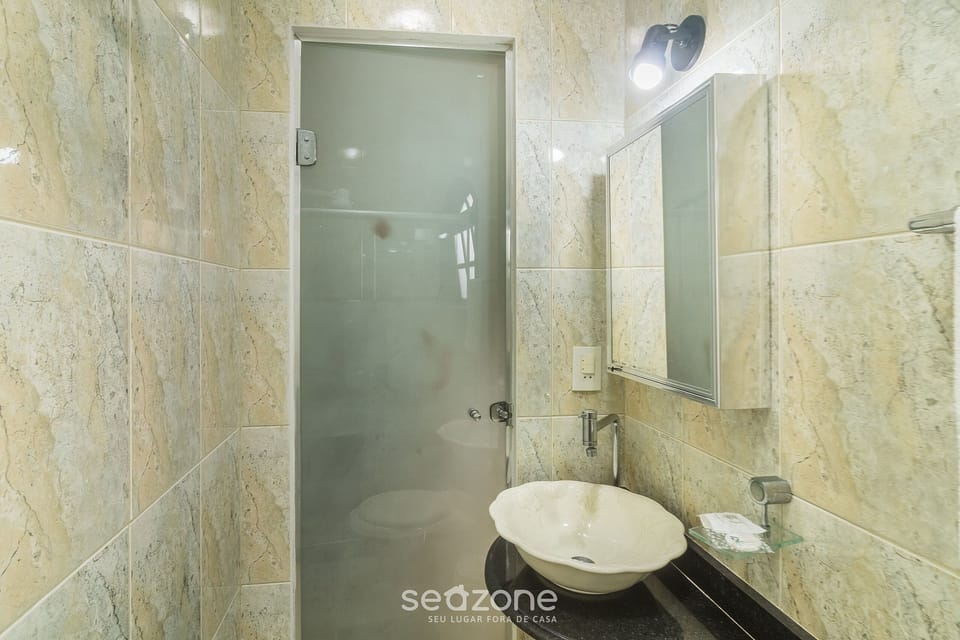 Apartment | Bathroom | Shower