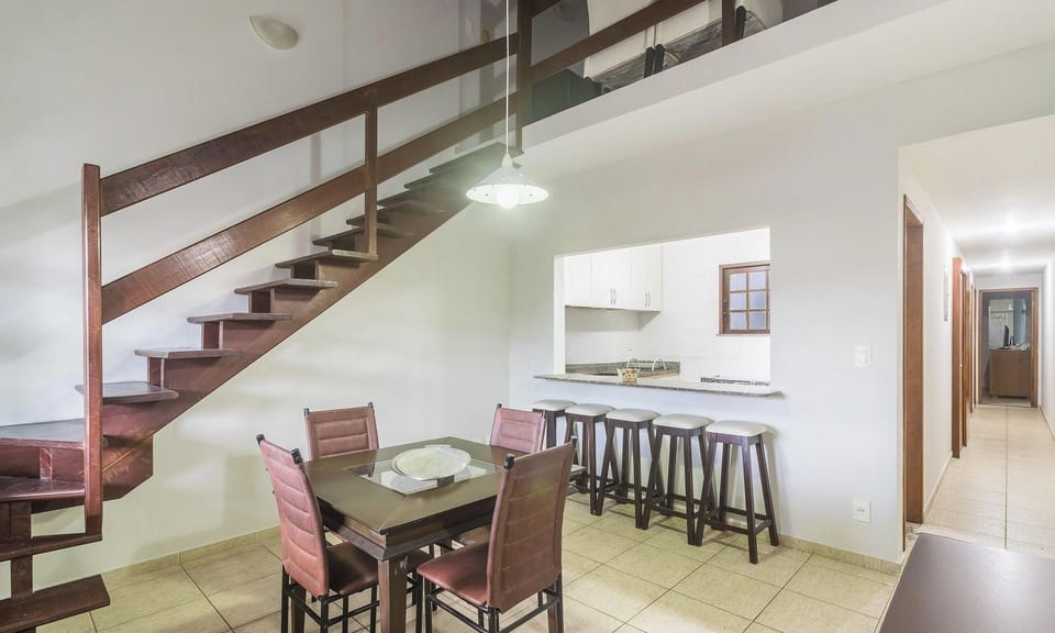Apartment | Dining