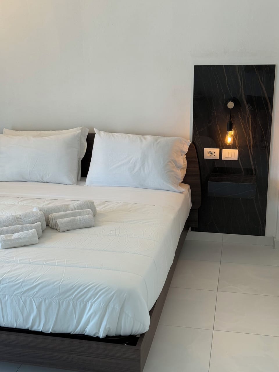 Double or Twin Room | Desk, free WiFi