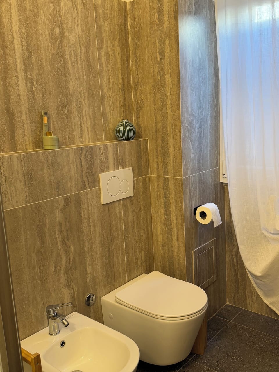 Double or Twin Room | Bathroom | Shower, hair dryer, towels, soap