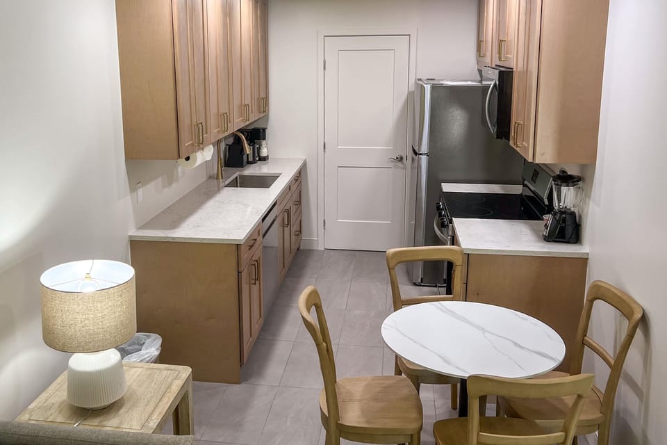 Two Bedroom King Villa image 3