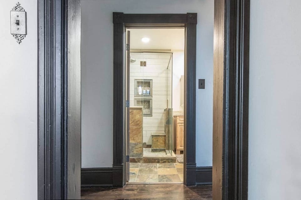 Second Story Bathroom