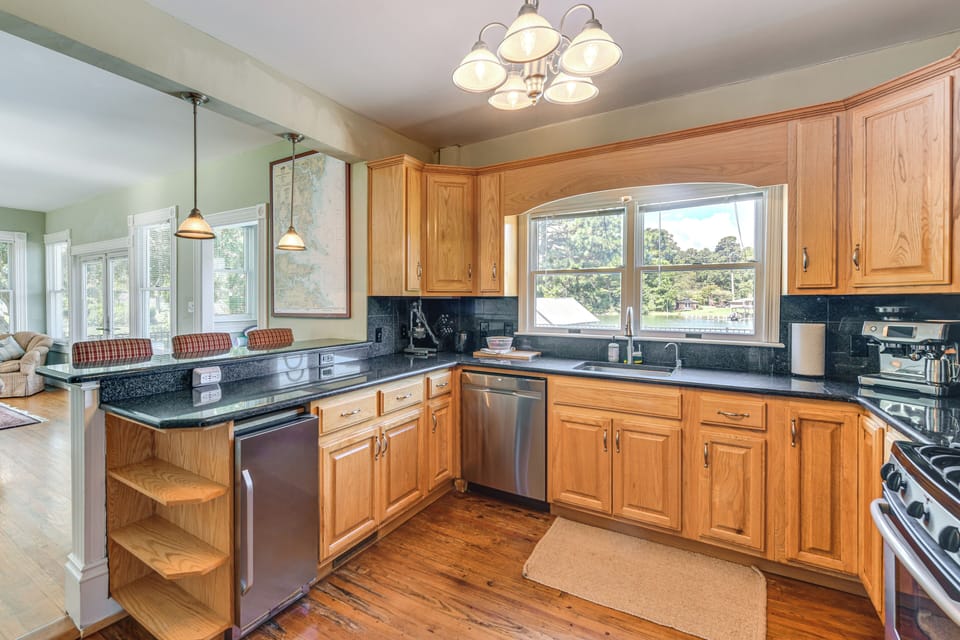 Kitchen | 1st Floor | Dishwasher | Single-Serve Coffee Maker | Espresso Machine