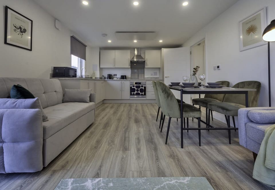 Apartment, 2 Bedrooms | Living room