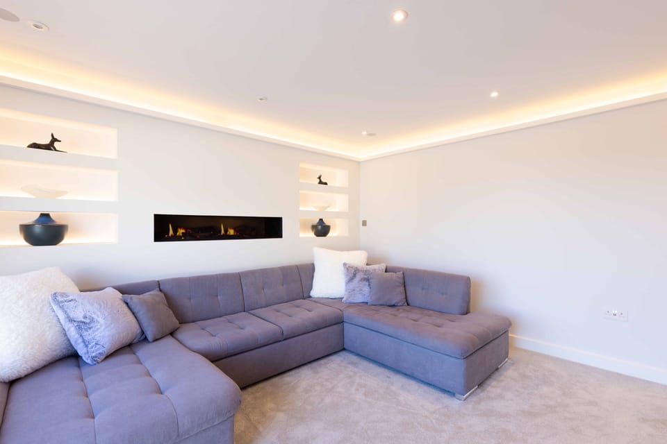 House, 4 Bedrooms | Living room
