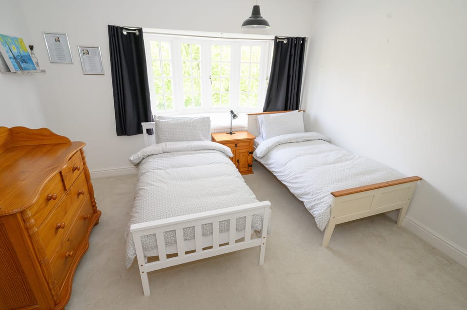 House, 4 Bedrooms