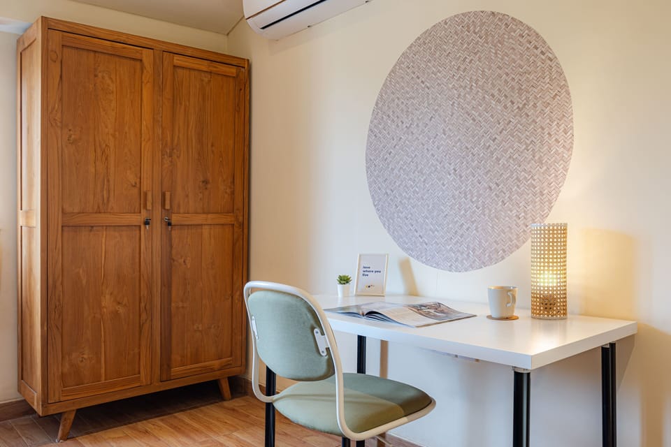 Suite, Mezzanine | Free WiFi, bed sheets