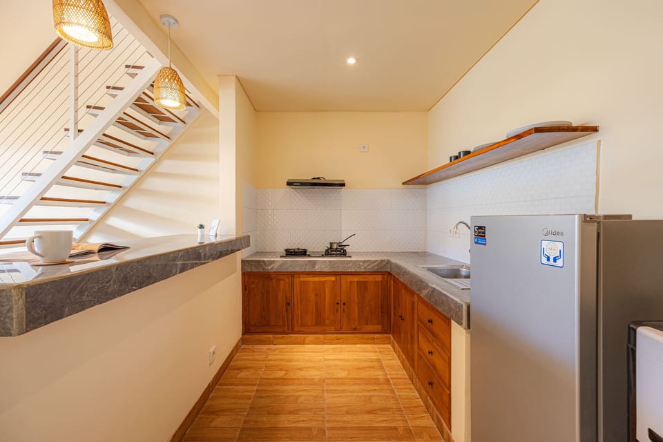 Suite, Mezzanine | Private kitchen