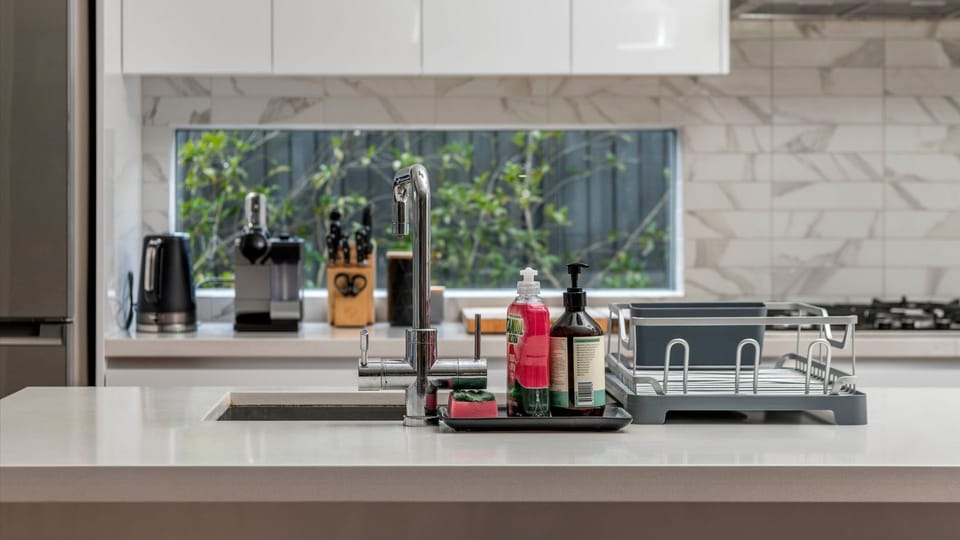 Spacious kitchen ideal for home cooking