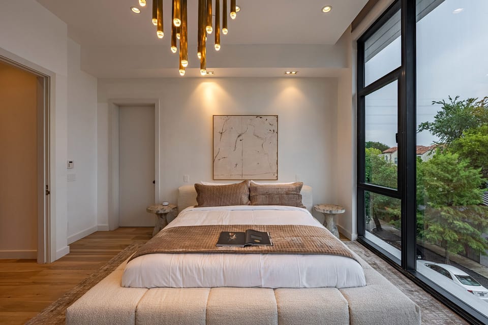 3rd Floor Bedroom #2
King-size bed, private en-suite spa bathroom, and 65" TV