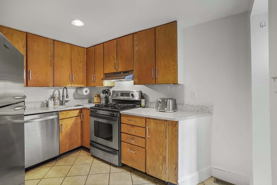 Kitchen. 
