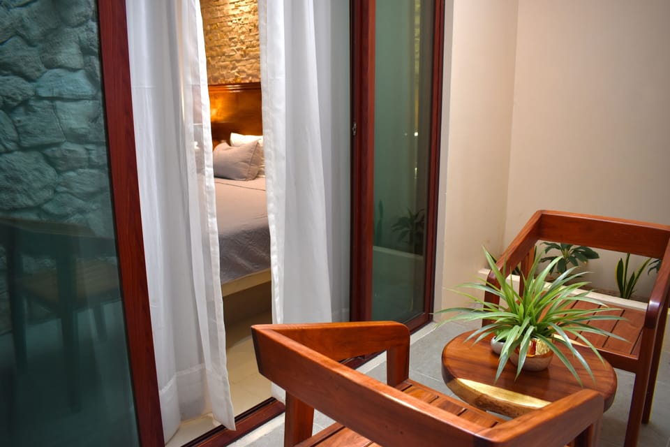 Deluxe Room, 1 King Bed | Terrace/patio