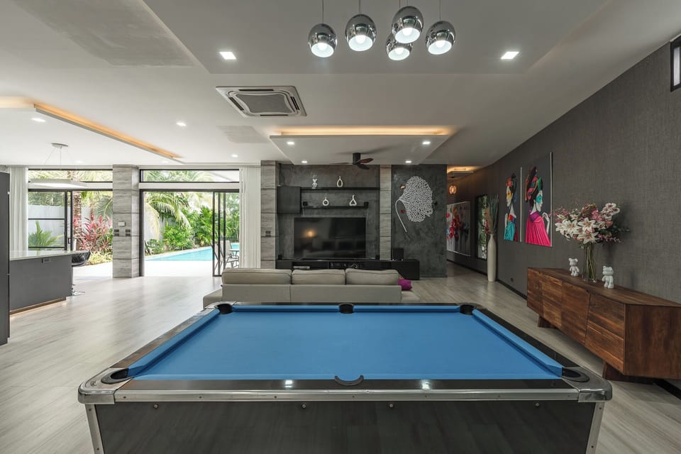 Game room