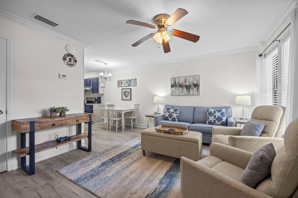 Ocean Reef 107 - Living Area