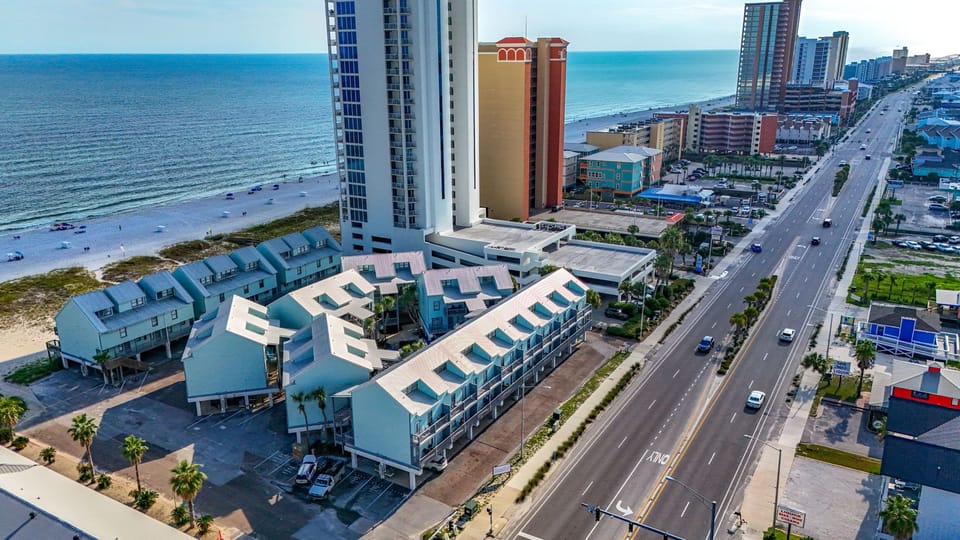 Ocean Reef - Drone Shot