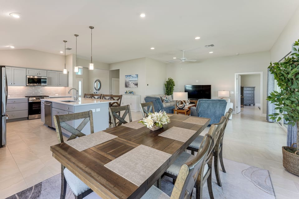 House (3 Bedrooms) | Interior