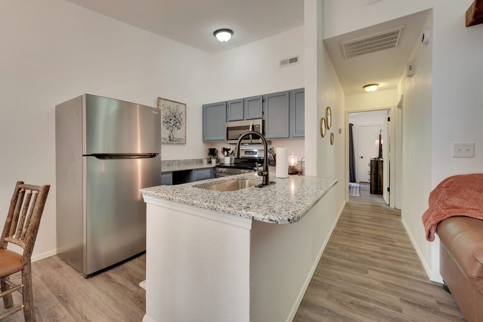 House (2 Bedrooms) | Interior